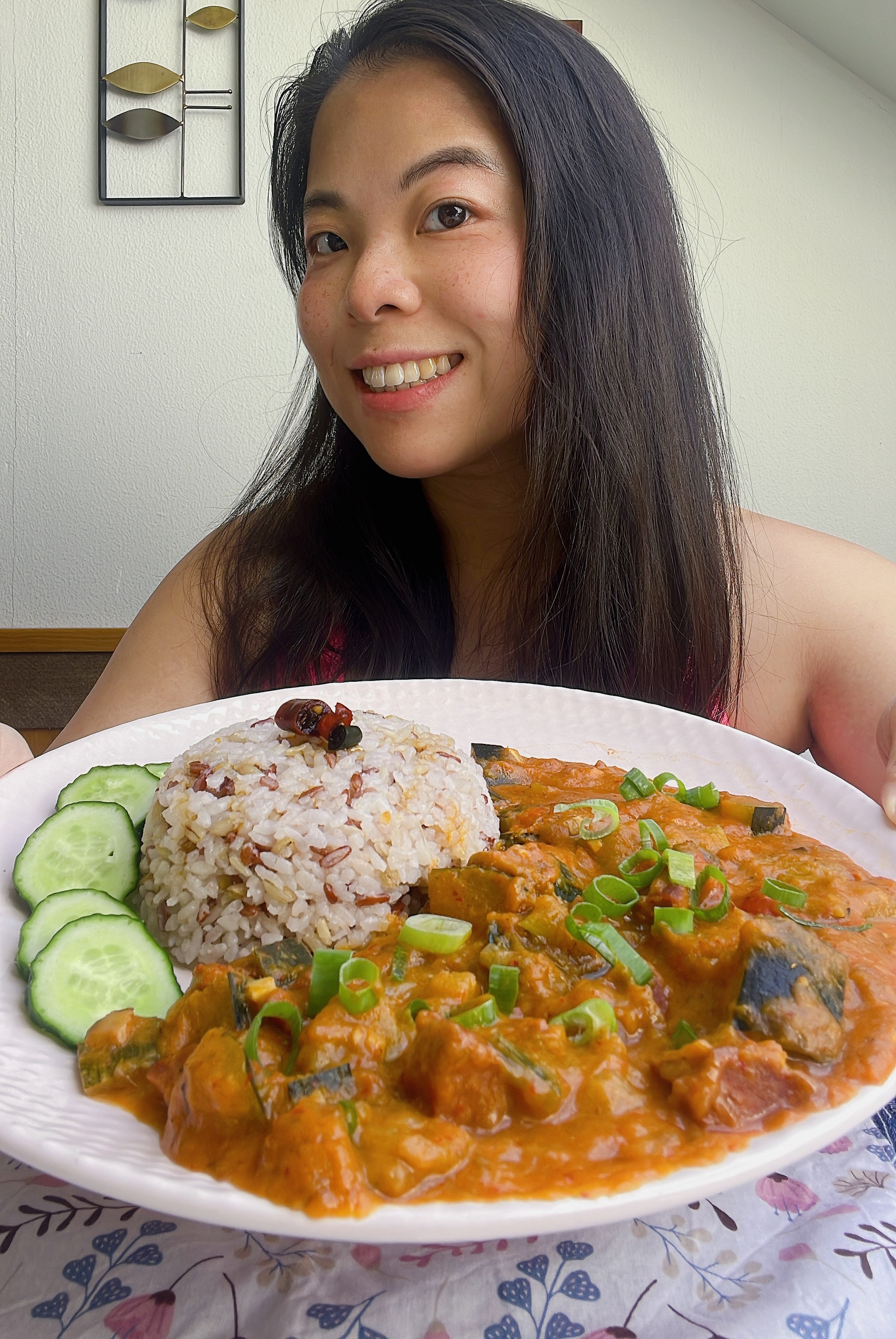 Vegan Thai Red Curry with Vgteam Smoked Seitan Salami