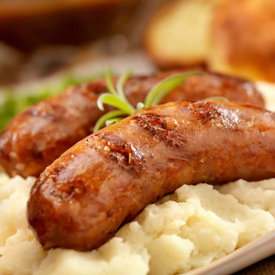 Grilled "Sardelki" with Mashed Potatoes